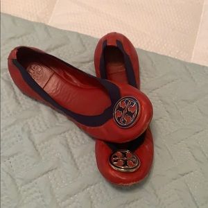 Tory Burch 6M red flats